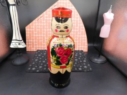 2 tall nesting dolls solo